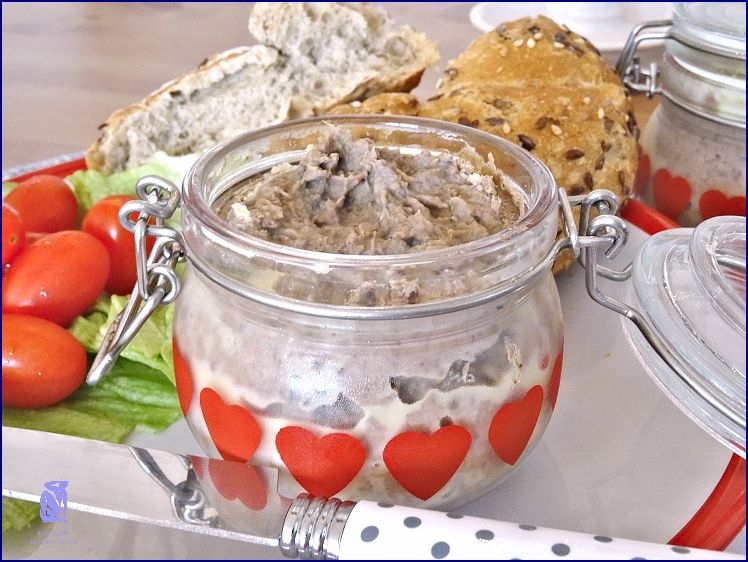 Šokující Recept: Paštika Z Pečeného Masa! Šokující Recept: Paštika Z Pečeného Masa!