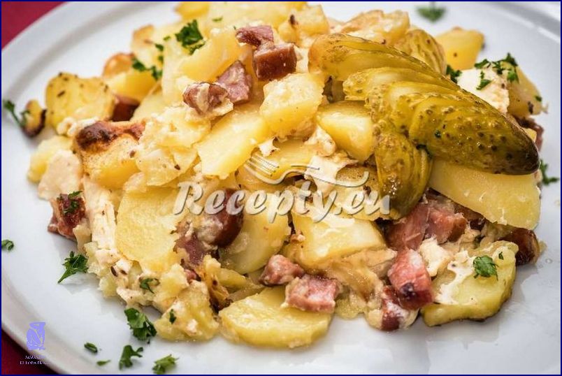 Zapečené Brambory S Uzeným: Příchuť, Kterou Musíte Ochutnat!