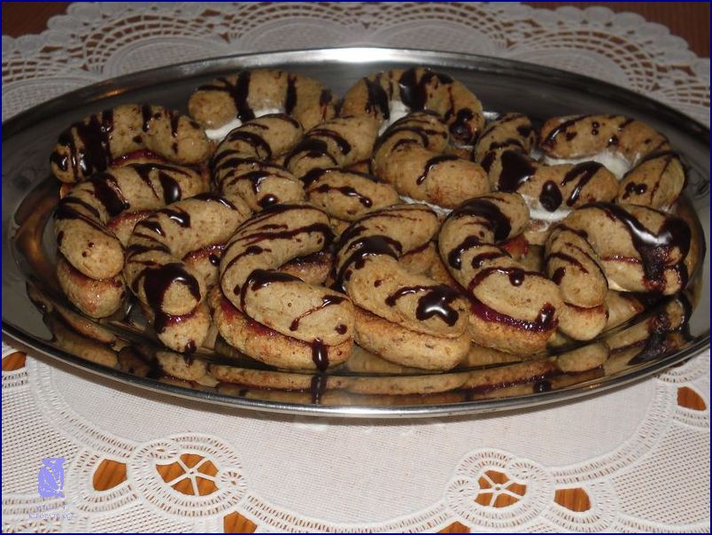 Recept na Ořechové Rohlíčky! Recept na Ořechové Rohlíčky!
