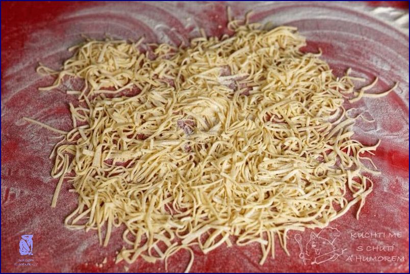 Neuvěřitelné Domácí Nudle Do Polévky! Neuvěřitelné Domácí Nudle Do Polévky!