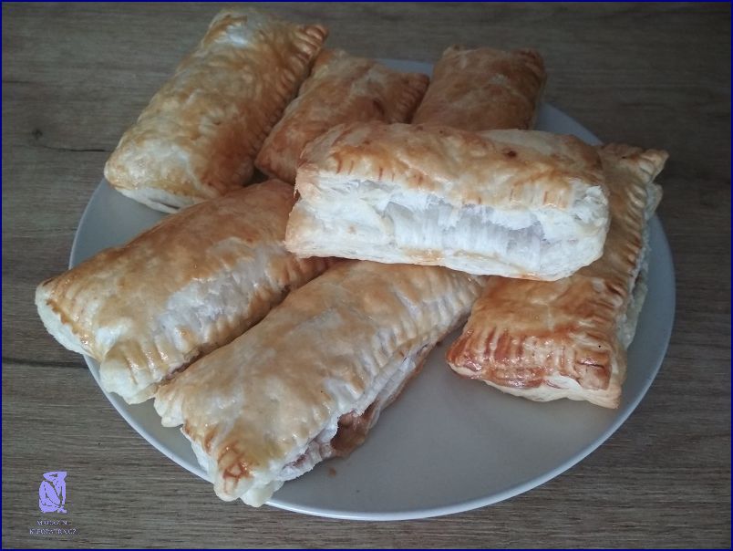 Jablečné Taštičky Z Listového Těsta: Chutná Lahoda!