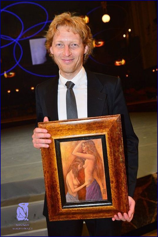 Karel Janeček: Ženy Ho Přitahují!