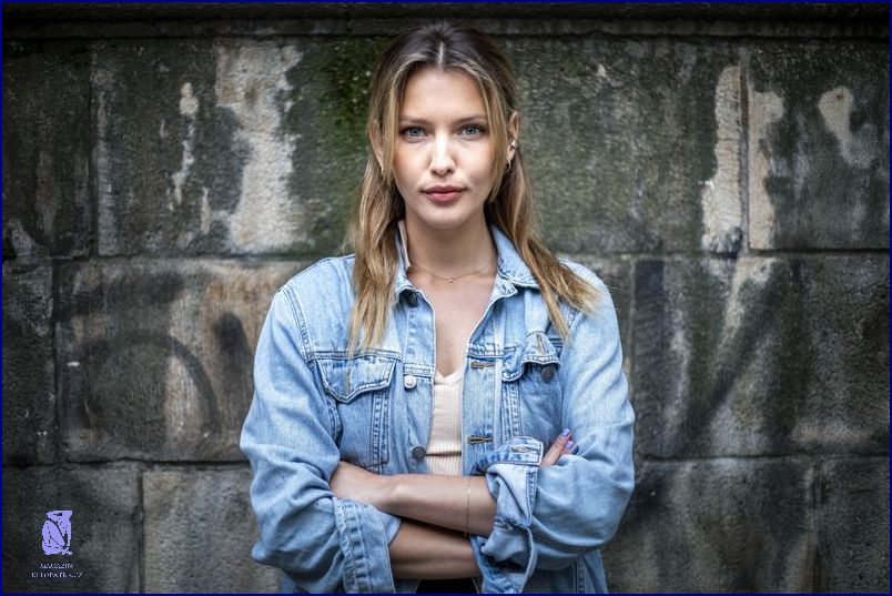 Linda Bartošová: Novinářky se odhalily!