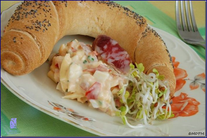 Recept na Křupavý Kuřecí Salát S Majonézou!