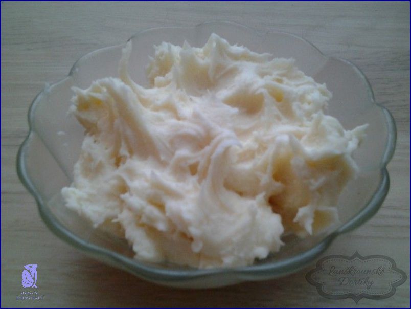 Recept: Připravte si Ganache z Bílé Čokolády!