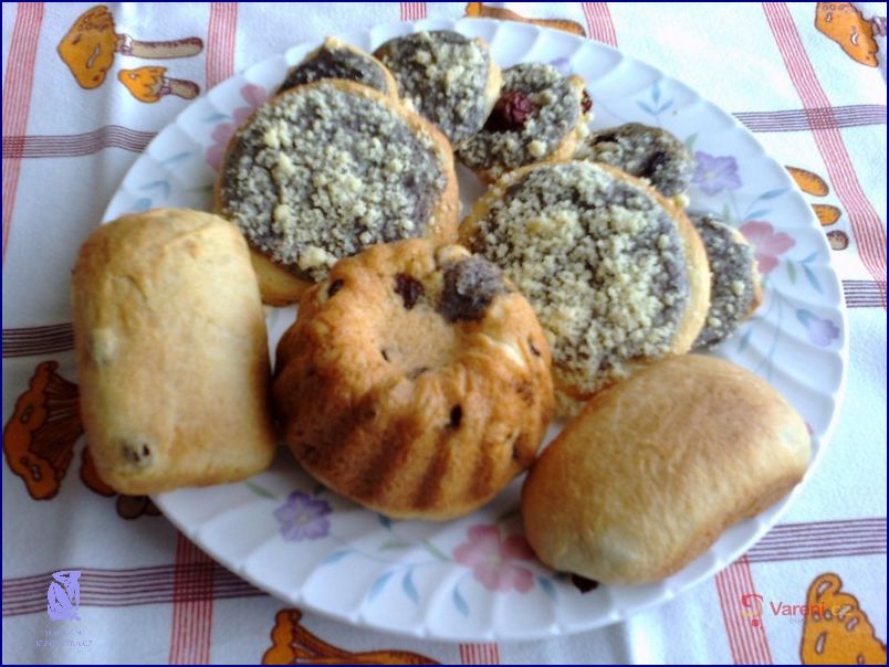 Recept: Vláčné Kynuté Těsto Na Koláče!