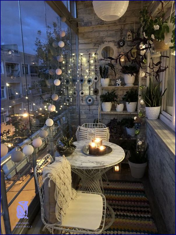 Už Nevíte, Co S Malým Balkonem? Nábytek Na Malý Balkon Vám Pomůže!