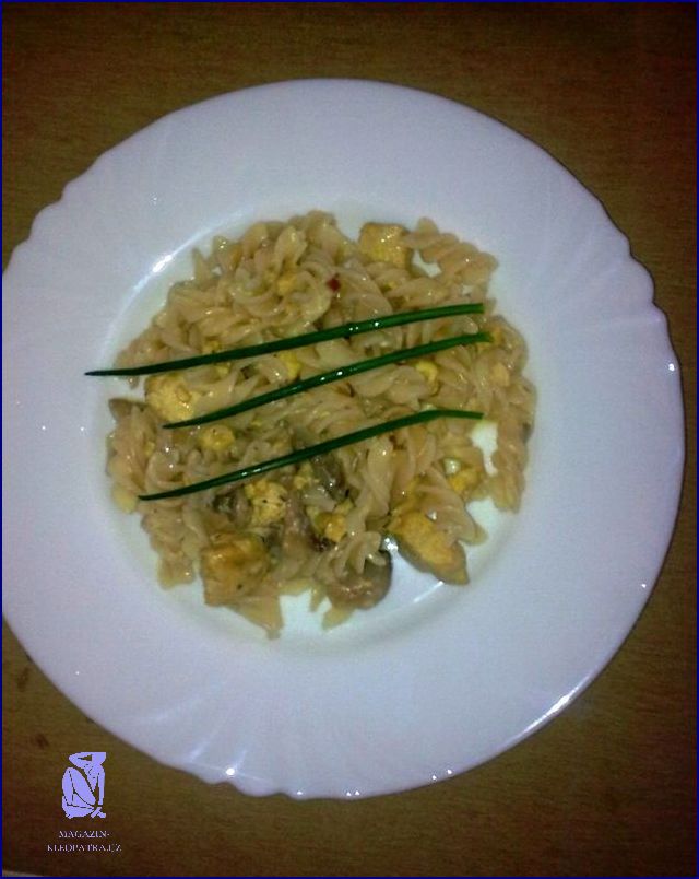 Recept: Kuřecí Na Kari Se Zeleninou!