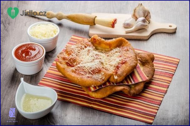 7 Receptů na Kynuté Koláče Ze Sušeného Droždí! 7 Receptů na Kynuté Koláče Ze Sušeného Droždí!
