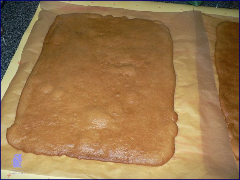 Jednoduchý Medovník Na Plech: Úžasný Recept!