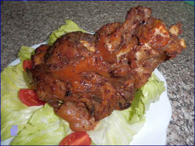 Pečené Koleno Na Černém Pivu: Zkuste Tento Recept! Pečené Koleno Na Černém Pivu: Zkuste Tento Recept!