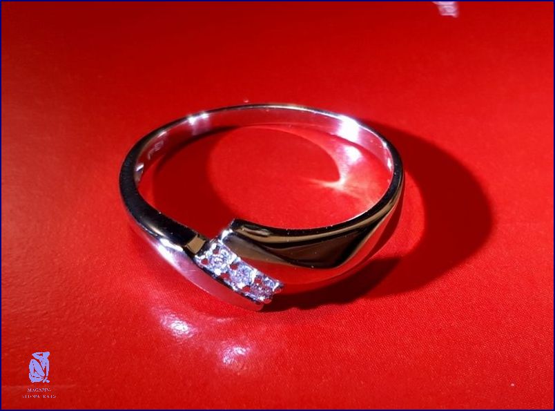 Vyberte si Zásnubní Prstýnky S Diamantem! Vyberte si Zásnubní Prstýnky S Diamantem!