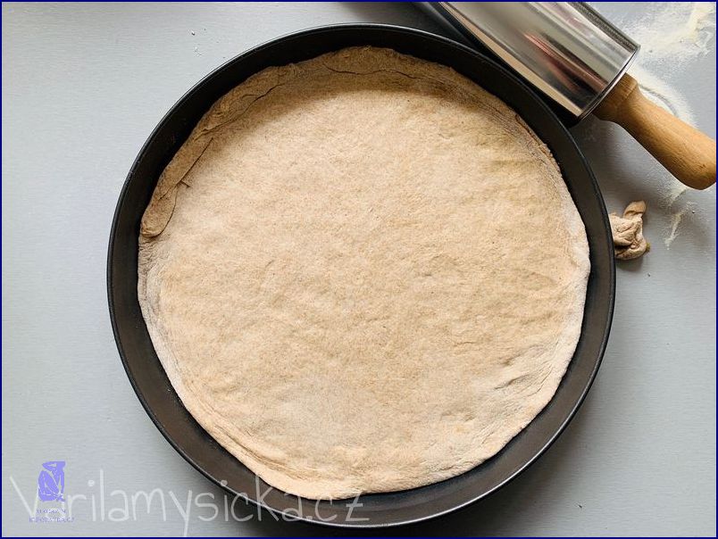Chutná jako Pizza: Recept na Pizza Ze Spaldove Mouky! Chutná jako Pizza: Recept na Pizza Ze Spaldove Mouky!