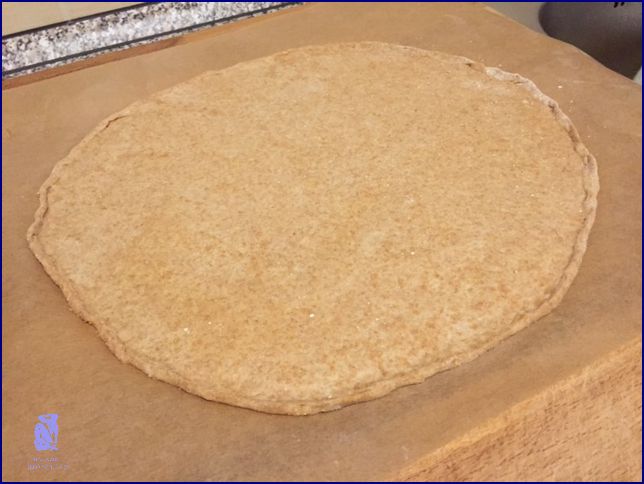 Chutná jako Pizza: Recept na Pizza Ze Spaldove Mouky! Chutná jako Pizza: Recept na Pizza Ze Spaldove Mouky!