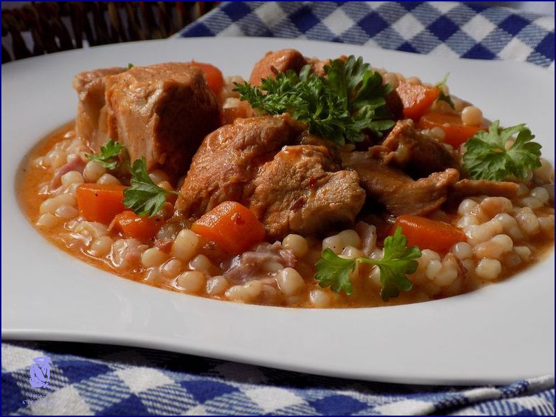 Vepřové Maso Se Zeleninou V Troubě: Recept, Který Musíte Vyzkoušet! Vepřové Maso Se Zeleninou V Troubě: Recept, Který Musíte Vyzkoušet!